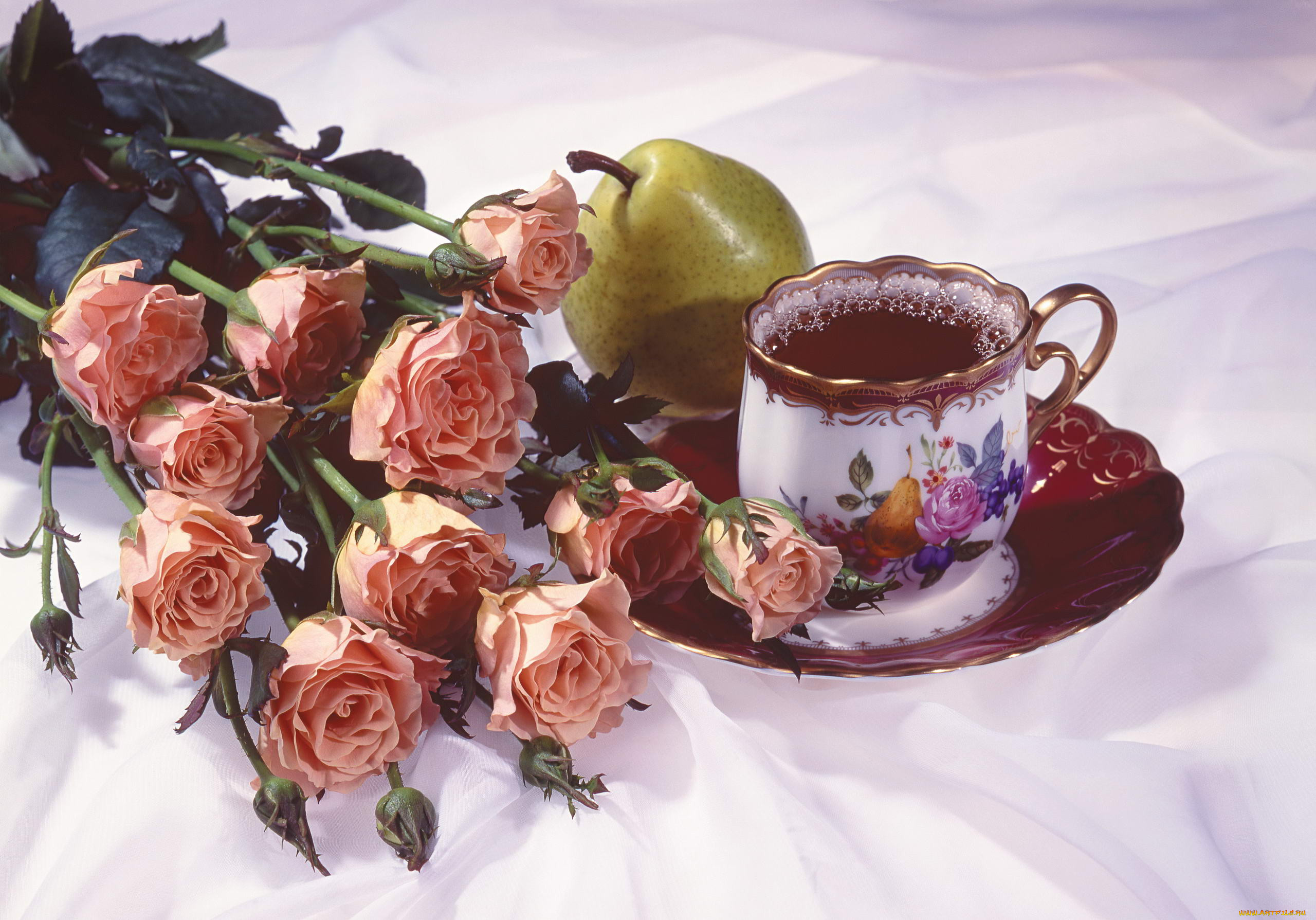 Прекрасного утра и хорошего настроения картинки. Открытки с добрым утром с розами. Розы с пожеланием доброго утра и дня. Открытки с розами доброго утра отличного дня. Чудесного утра с розами.